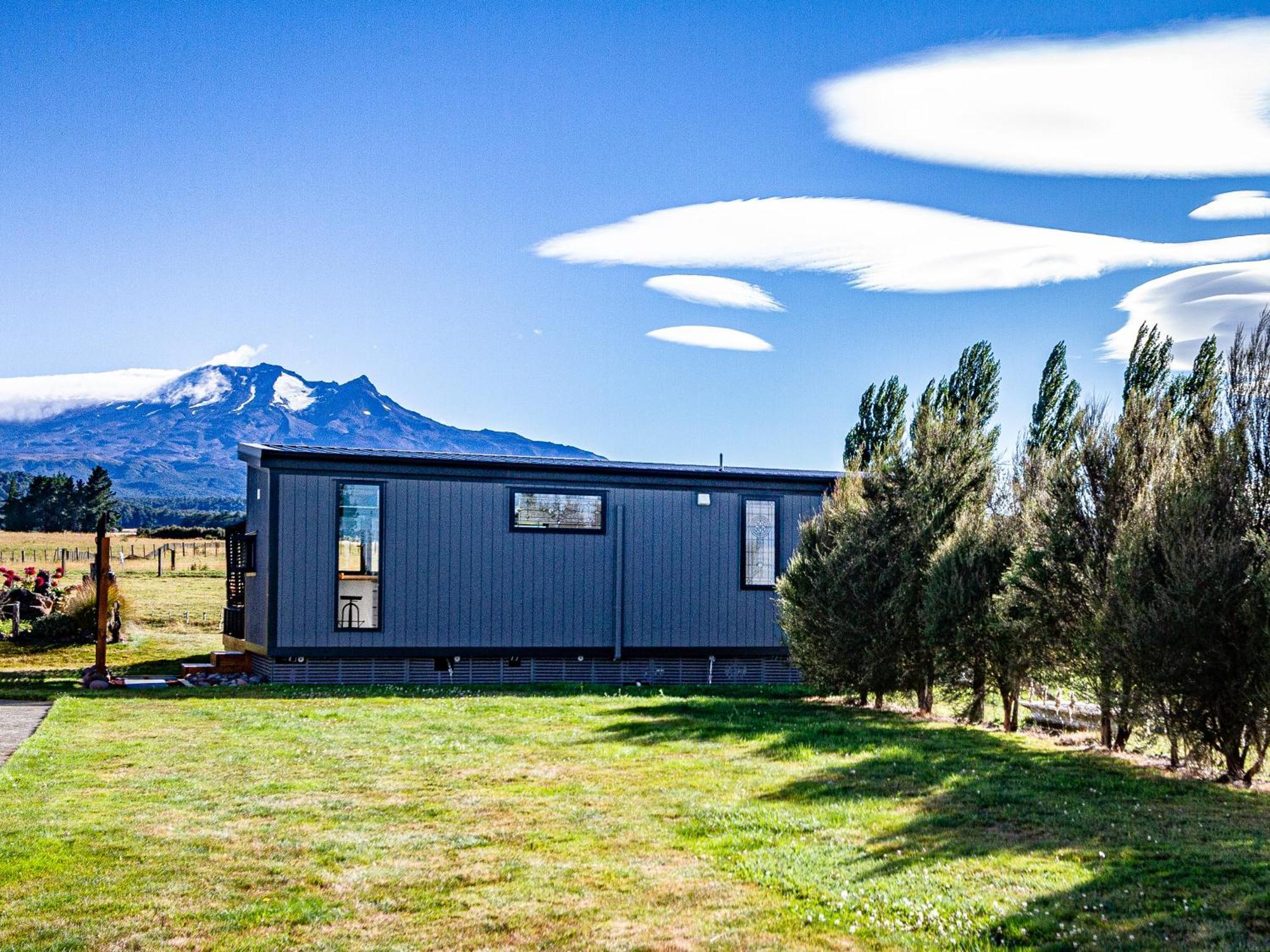 Mangateitei Views - Rangataua Tiny Home Охакуне Экстерьер фото