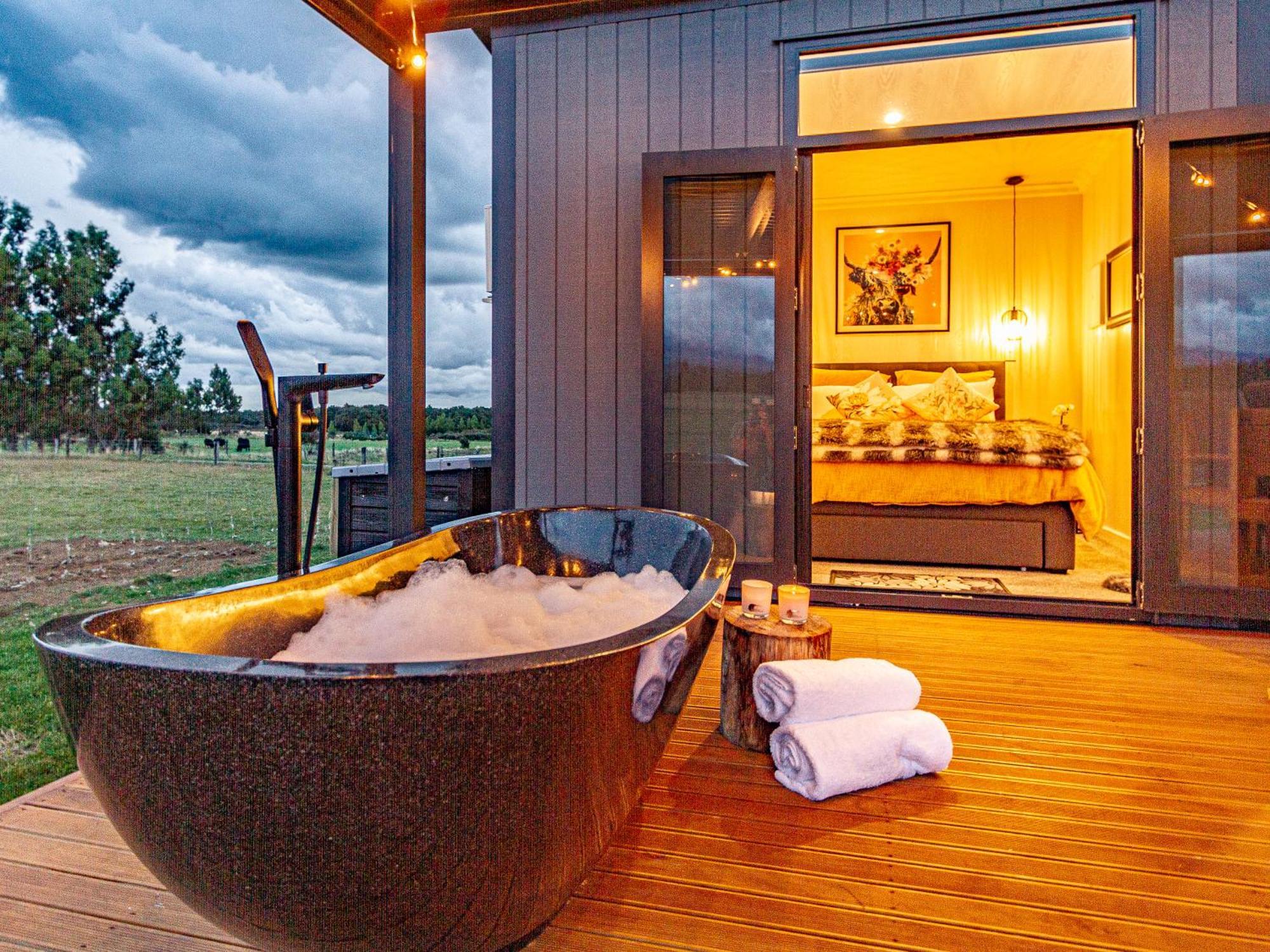 Mangateitei Views - Rangataua Tiny Home Охакуне Экстерьер фото