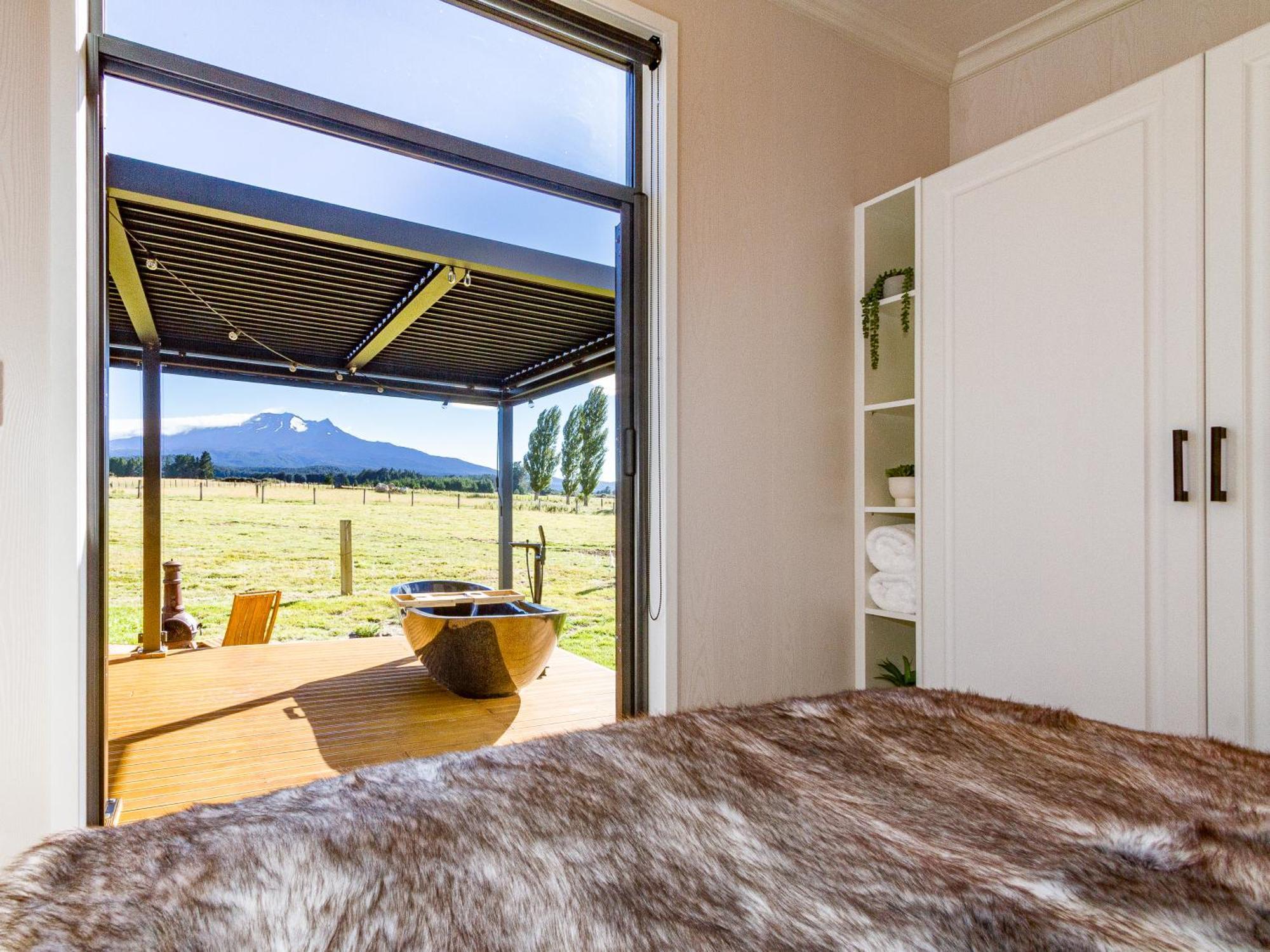 Mangateitei Views - Rangataua Tiny Home Охакуне Экстерьер фото