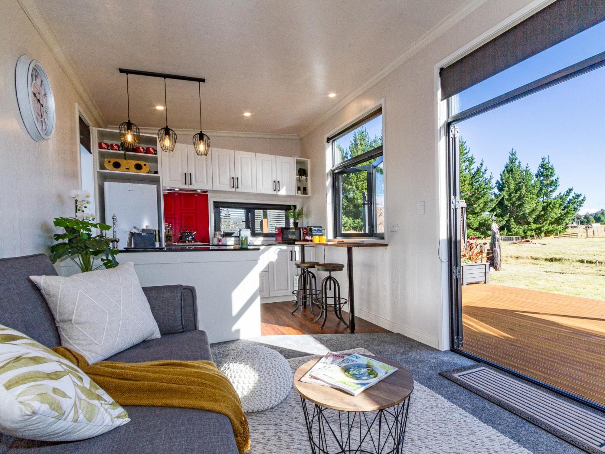 Mangateitei Views - Rangataua Tiny Home Охакуне Экстерьер фото